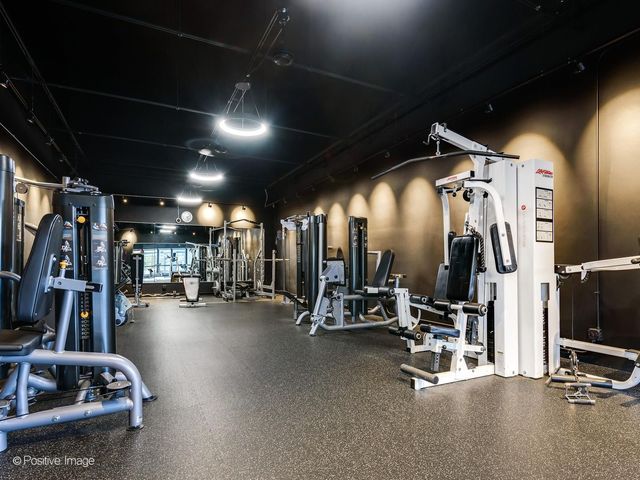 5415 N Sheridan Road 5015, Chicago, IL 60640