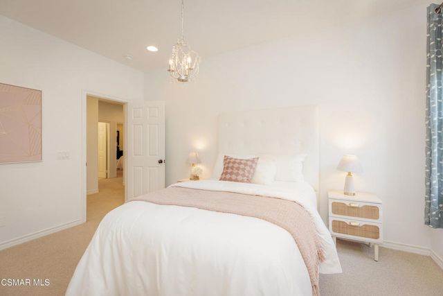 861 Alexandra Court, Oak Park, CA 91377