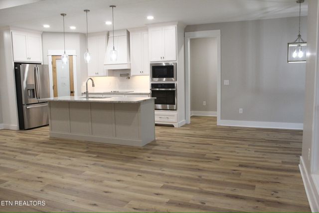 130 Old Hickory Circle, Madisonville, TN 37354