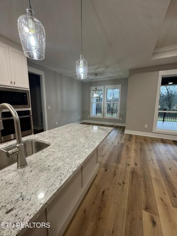 130 Old Hickory Circle, Madisonville, TN 37354