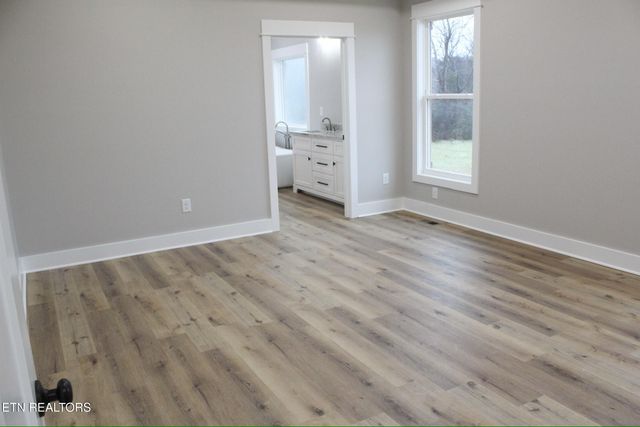 130 Old Hickory Circle, Madisonville, TN 37354