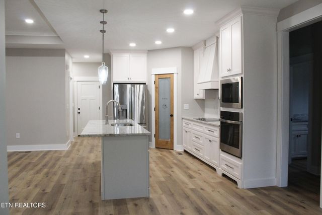 130 Old Hickory Circle, Madisonville, TN 37354