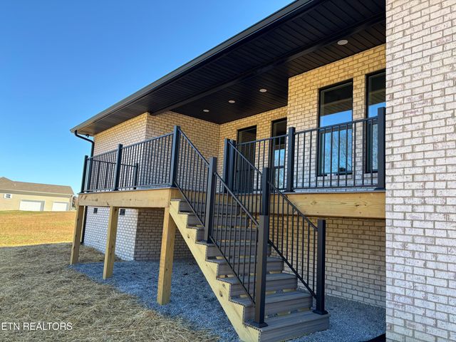 130 Old Hickory Circle, Madisonville, TN 37354