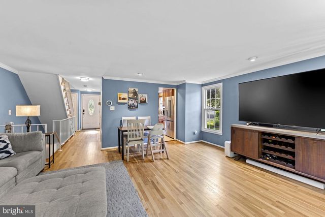 14480 BLACK HORSE CT, Centreville, VA 20120