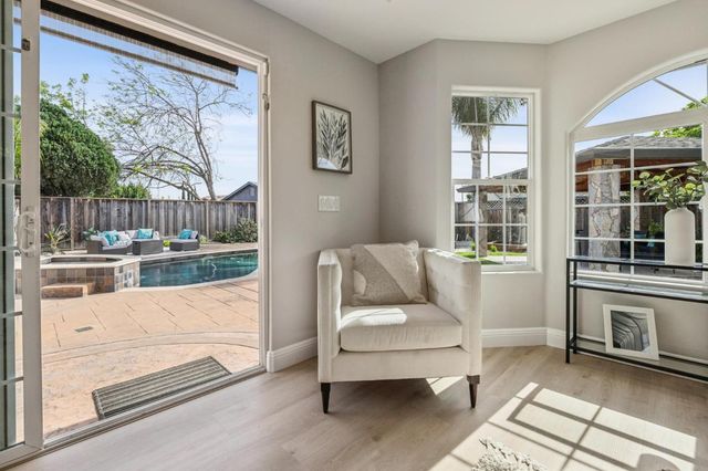 38823 Bluegrass Court, Newark, CA 94560