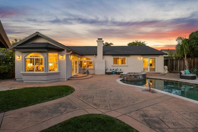 38823 Bluegrass Court, Newark, CA 94560