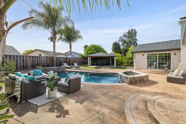 38823 Bluegrass Court, Newark, CA 94560