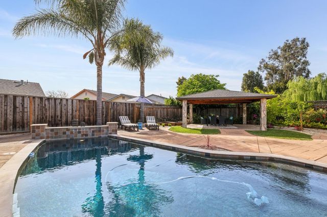 38823 Bluegrass Court, Newark, CA 94560