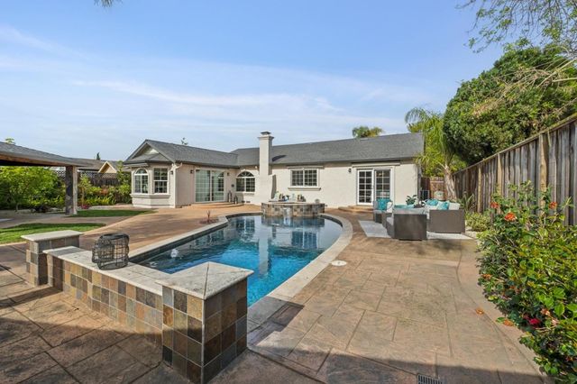 38823 Bluegrass Court, Newark, CA 94560