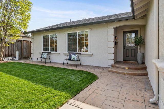38823 Bluegrass Court, Newark, CA 94560