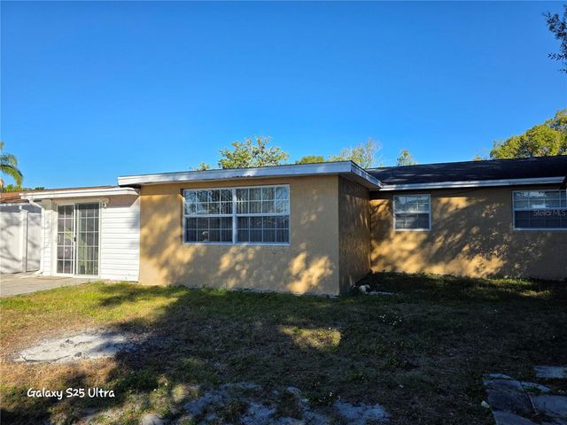 7024 IVANHOE DRIVE, Port Richey, FL 34668