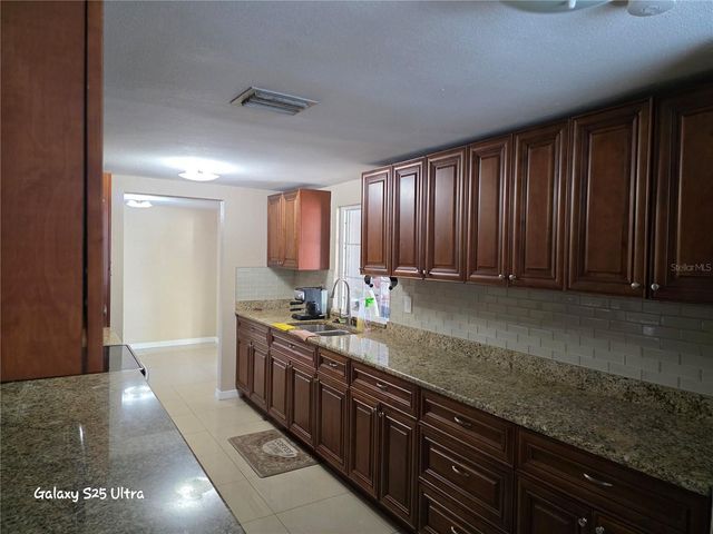 7024 IVANHOE DRIVE, Port Richey, FL 34668