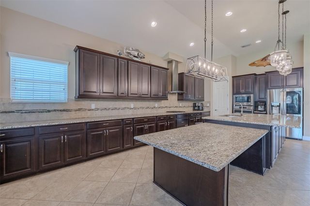 5927 JASPER GLEN DRIVE, Lithia, FL 33547