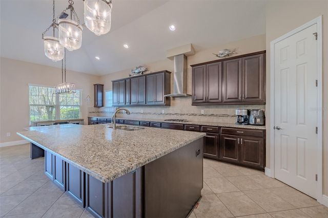 5927 JASPER GLEN DRIVE, Lithia, FL 33547