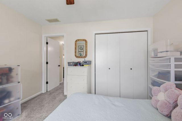 1046 Peppermill Run, Greenwood, IN 46143