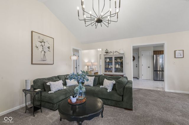 1046 Peppermill Run, Greenwood, IN 46143