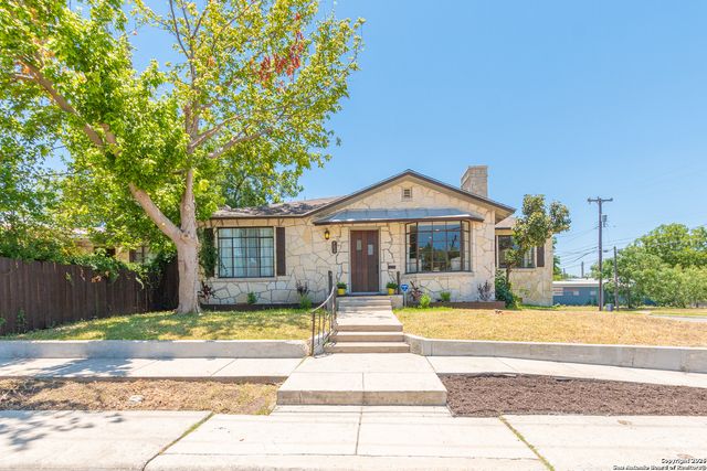 700 Dawson, San Antonio, TX 78202