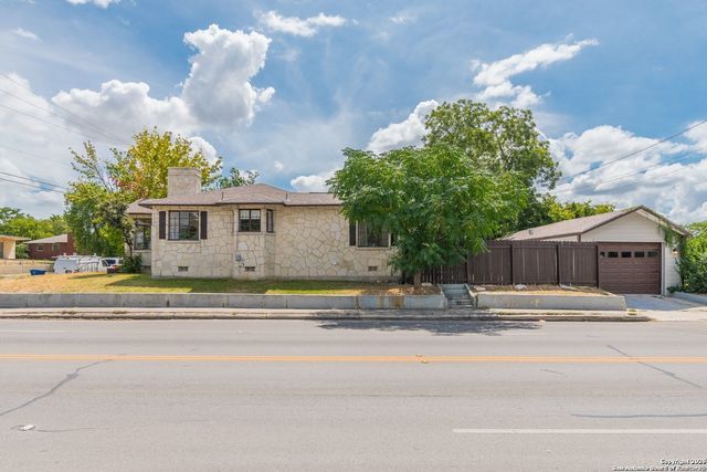 700 Dawson, San Antonio, TX 78202