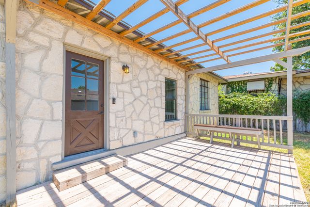 700 Dawson, San Antonio, TX 78202
