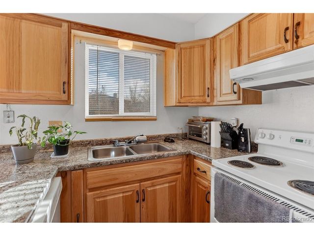 14280 E 22nd Pl, Aurora, CO 80011