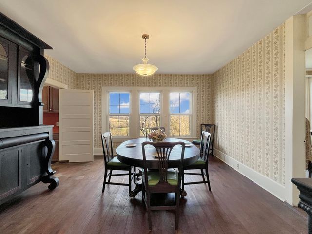 210 Hoha LN, Rocky Mount, VA 24151