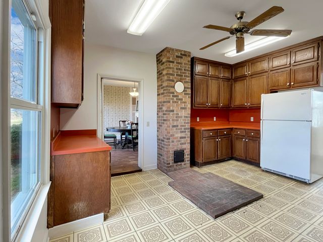 210 Hoha LN, Rocky Mount, VA 24151