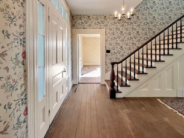 210 Hoha LN, Rocky Mount, VA 24151