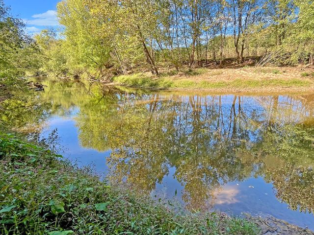 210 Hoha LN, Rocky Mount, VA 24151