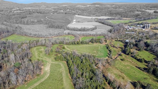 210 Hoha LN, Rocky Mount, VA 24151