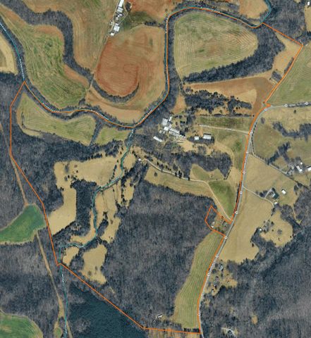 210 Hoha LN, Rocky Mount, VA 24151