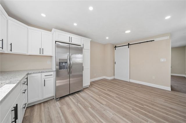 430 Bechman St, Springdale Boro, PA 15144