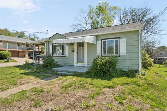 430 Bechman St, Springdale Boro, PA 15144