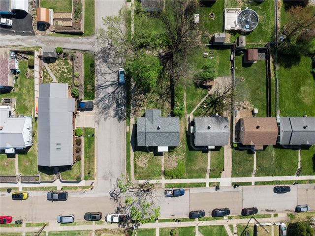 430 Bechman St, Springdale Boro, PA 15144