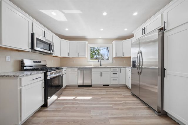 430 Bechman St, Springdale Boro, PA 15144