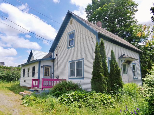 67 Eastern Avenue, Newport Town, VT 05857