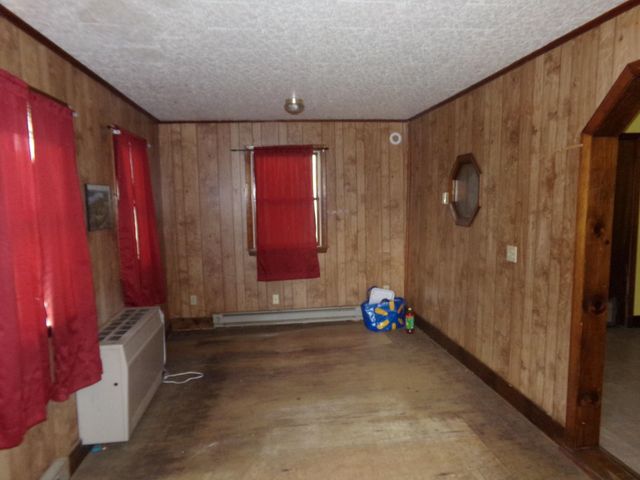 67 Eastern Avenue, Newport Town, VT 05857