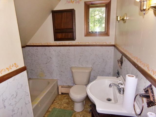 67 Eastern Avenue, Newport Town, VT 05857