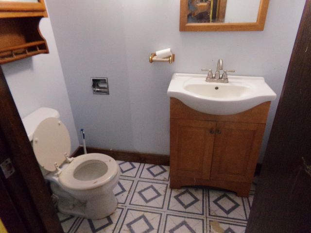 67 Eastern Avenue, Newport Town, VT 05857