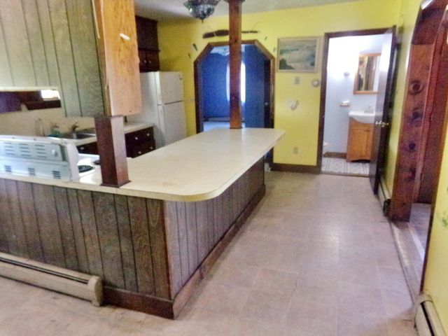 67 Eastern Avenue, Newport Town, VT 05857