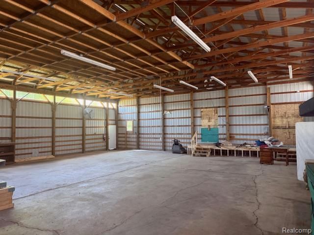 3328 Associates Drive, Burton, MI 48529