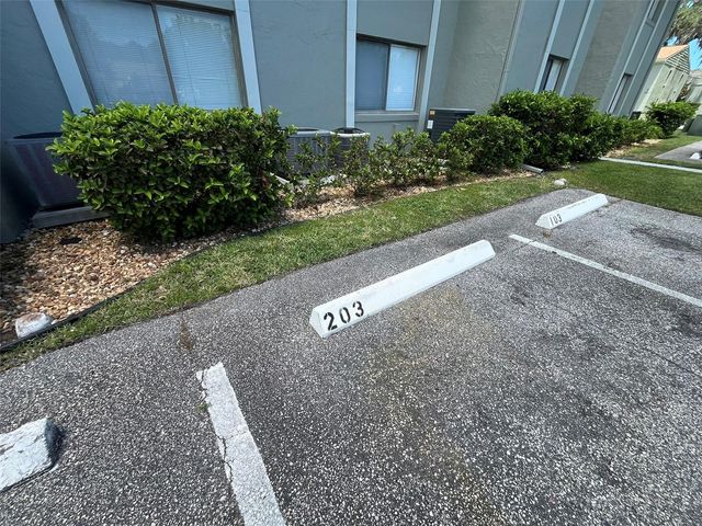 308 PALM COAST PARKWAY NE 203, Palm Coast, FL 32137