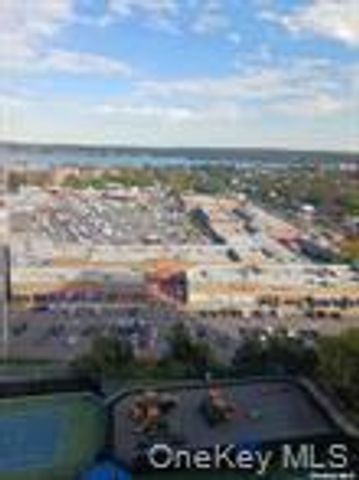 2 Bay Club Drive 17Z1, Bayside, NY 11360