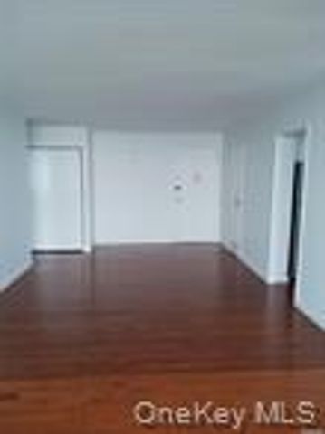 2 Bay Club Drive 17Z1, Bayside, NY 11360