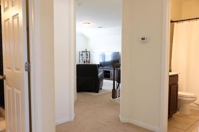 13413 Larrys LN, Manchaca, TX 78652