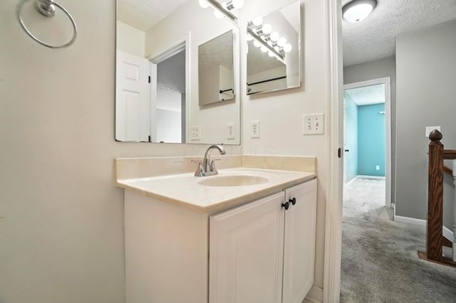 6696 Wisteria Circle, Dublin, OH 43016