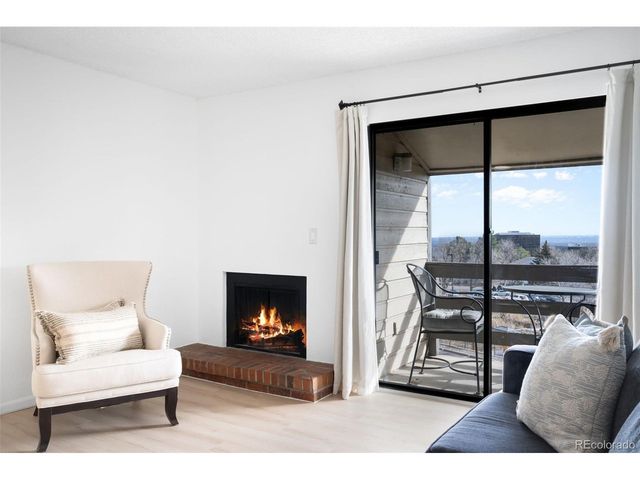 539 Wright St 305, Lakewood, CO 80228