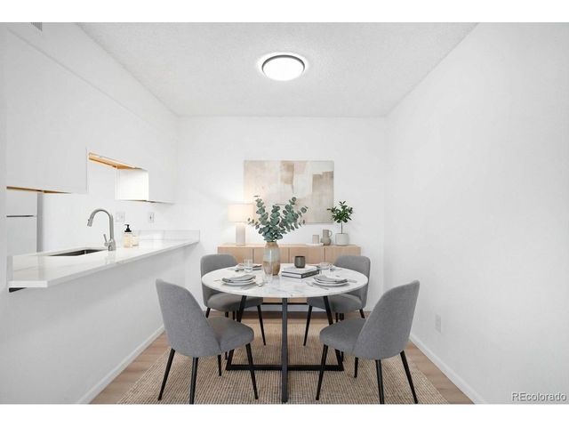 539 Wright St 305, Lakewood, CO 80228