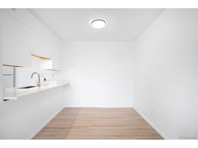 539 Wright St 305, Lakewood, CO 80228