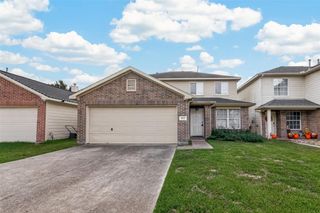 5051 Willow Point Drive, Conroe, TX 77303