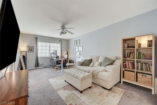 8054 West Rochelle Avenue, Las Vegas, NV 89147